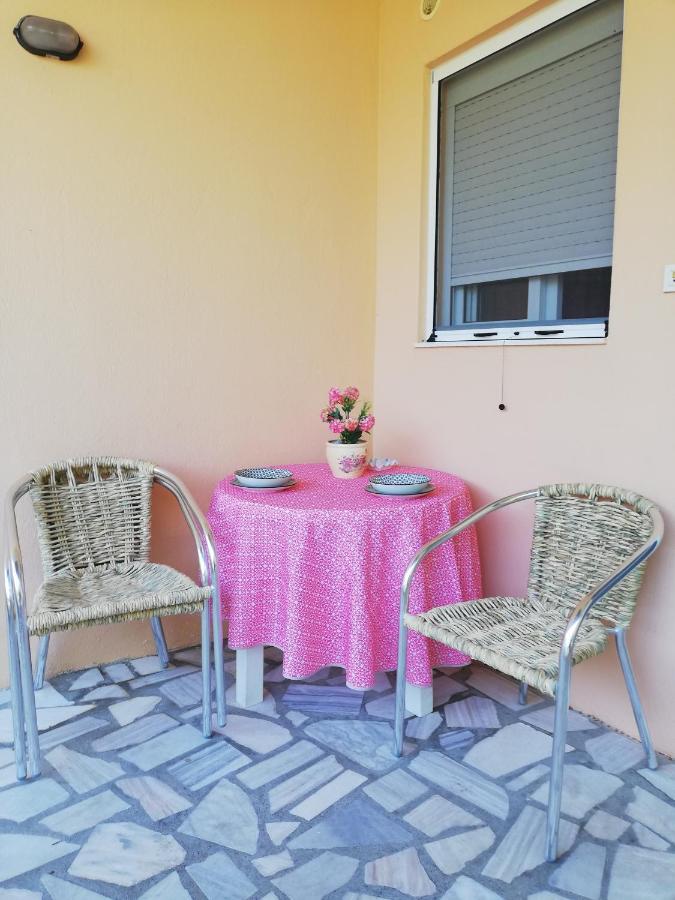 Eleni Antonouli Rooms Kokkino Nero Luaran gambar