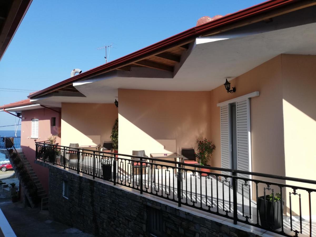 Eleni Antonouli Rooms Kokkino Nero Luaran gambar